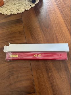 Supreme chopsticks