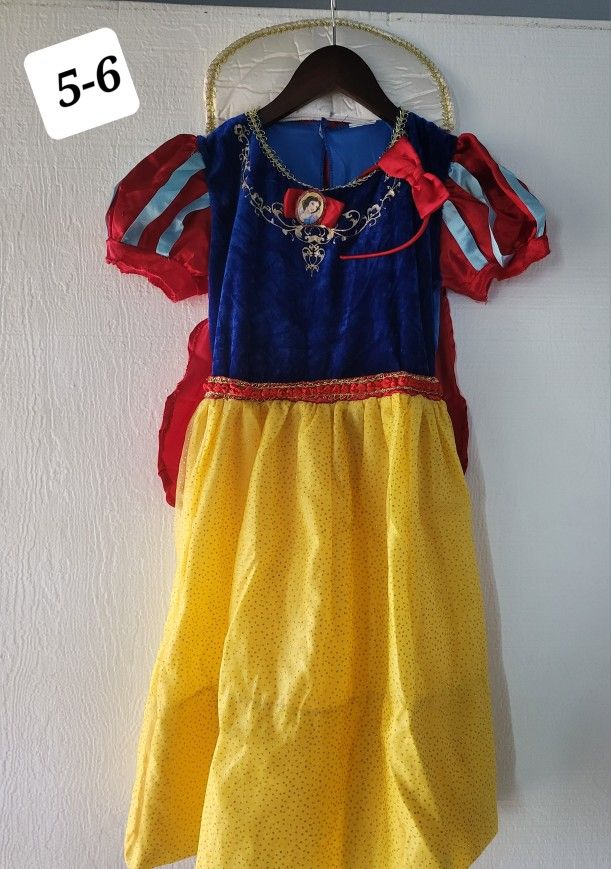 Girl's Snow White Costume