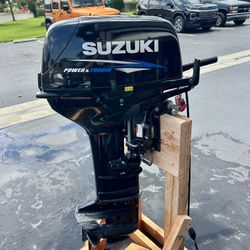 2019 Suzuki DT-30 30HP 2-Stroke Outboard – Under 10 Hours