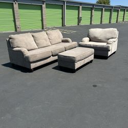 3-Piece Beige Couch Set – Sofa, Oversized Chair & Ottoman – $300 📍 Rocklin, CA — FREE DELIVERY