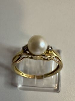 10K Gold Pearl & Diamond Ring Size 7 – Elegant Fine Jewelry