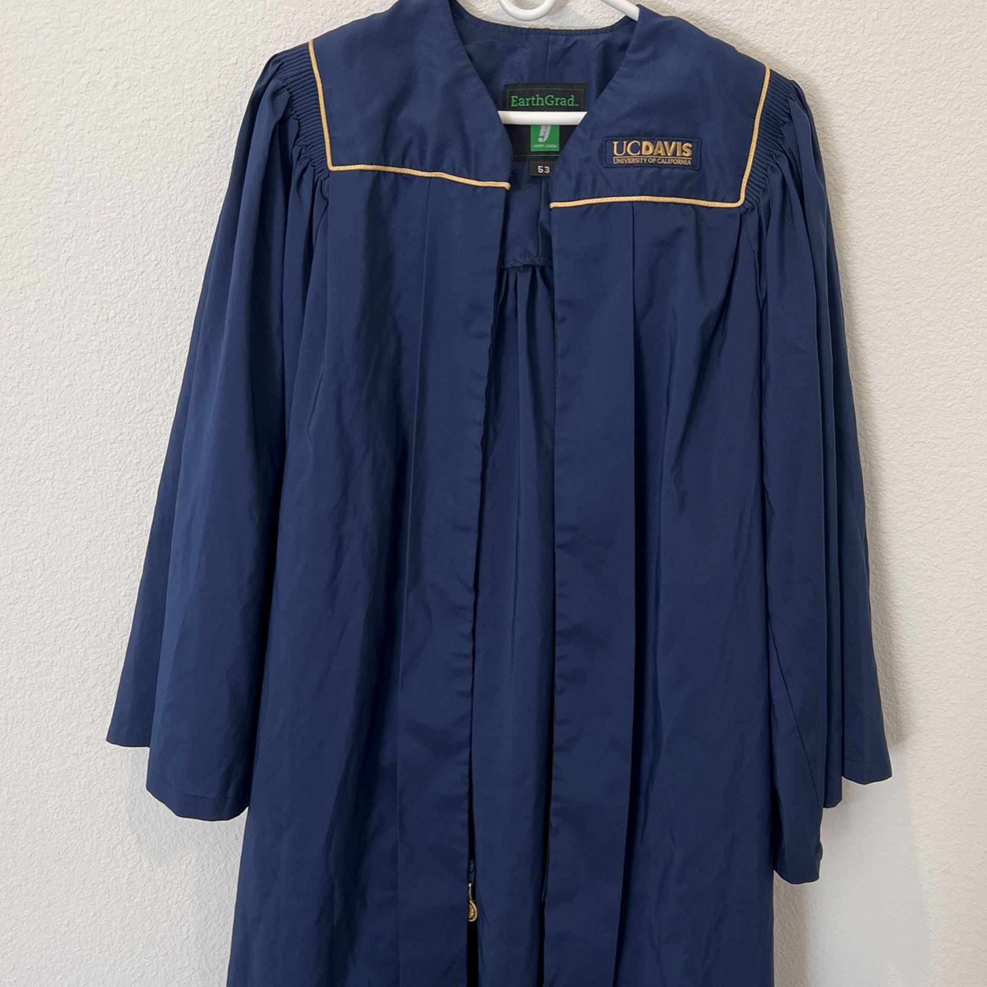 Us Davis Graduation Gown