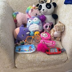 Plushies Toys Lot And Frozen Puzzles 