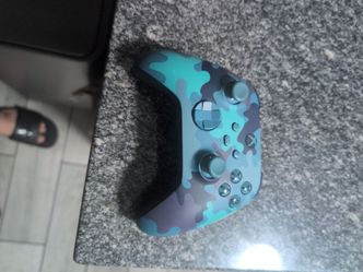 Xbox one controller (has stick Drift)