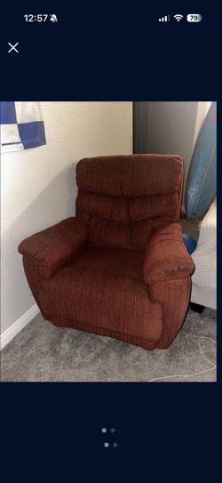 Red Recliner NEED GONE ASAP