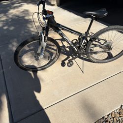 Schwinn Youth 26in Bike