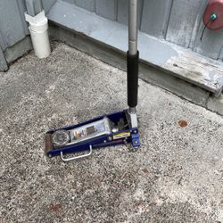 Floor Jack, 1.5 Ton