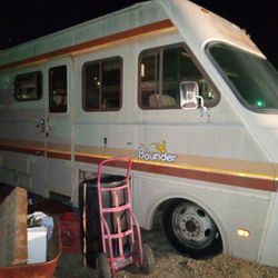 32ft Bounder Perfect Inside Everything Works