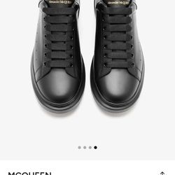 Alexander McQueen's Shoes 