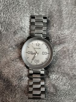 Nixon Watch