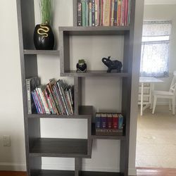 Bookshelf 