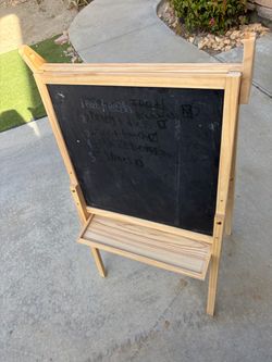 Kids black and white board