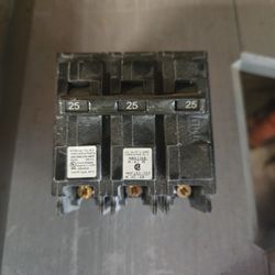 Siemens  3p/25a Breaker