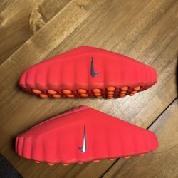Nike Mind 8m 001 Solar Red 