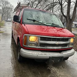 2002 Chevrolet Express