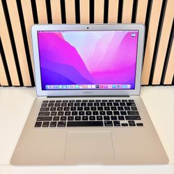 MacBook Air 13” Laptop Apple🍎Intel Core i7/8GB RAM/256GB⚡️Microsoft Office Word Excel,Logic,Final Cut💻 1 Year Warranty✅ $0 Down Finance Available