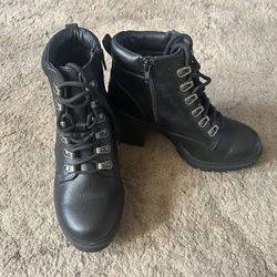 No Boundaries Women’s Boots (7)