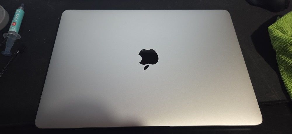 Macbook air 2020 Intel-i3