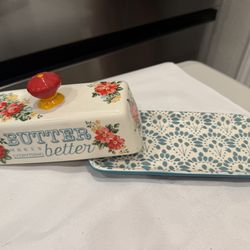 Pioneer Woman Ceramic Butter Dish - "Butter Makes Everything Better"