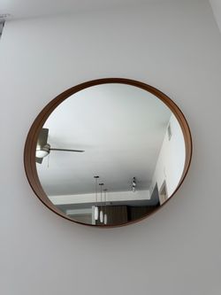 Round Wall Mirror with Wood Frame