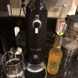 Fizzics Draft Pour System