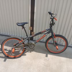 20" Kent Chaos BMX Bike