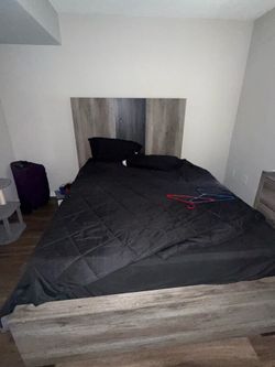 Queen size bed