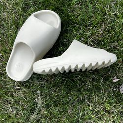 (Best offer)  1:1 Adidas Yeezy slides