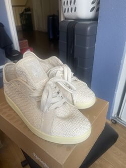 Reebok cotton+corn Sz 10