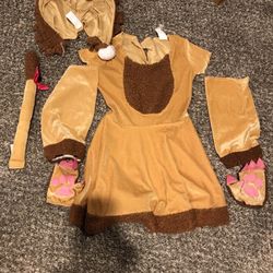 Small  (size 4-6) Costumes