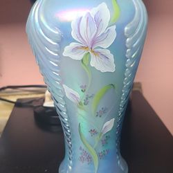 " FENTON " EXQUISITE  HAND PAINTED FLORAL VASE 