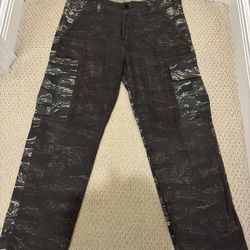 Siberia hills Tiger Camo Fishnetted Cargos 