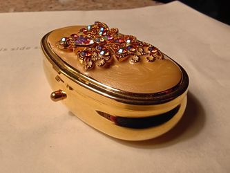 Small Pill Box