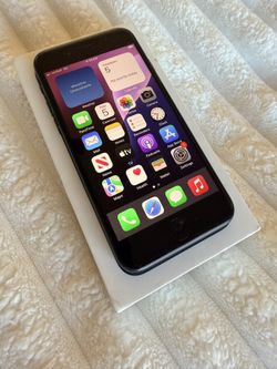 iPhone SE 3rd Gen Unlocked 