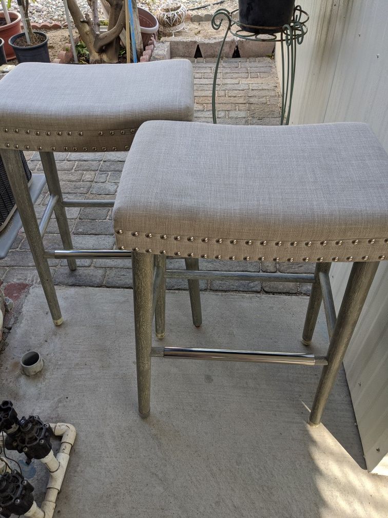 Two barstools size 28 high like new in highland