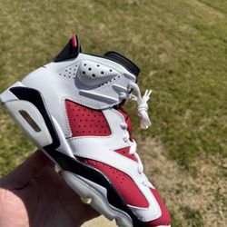 Carmine 6’s Size 7.5