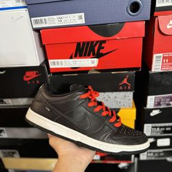 Nike SB Dunk Low Civilist size 11  USED But Clean