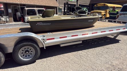 Sundolphin pro 120 12ft boat