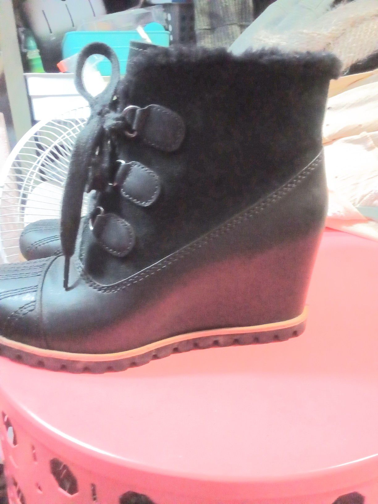 UGG rain boots size 7