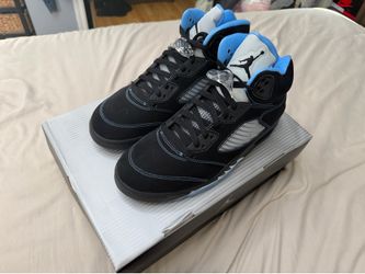 Brand New Jordan 5 Retro Black University Blue!
