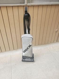 Oreck XL extended life vacuum cleaner