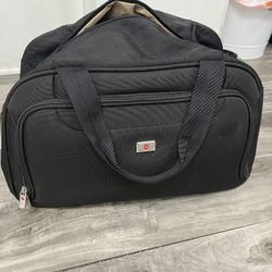 Victorinox Swiss Army 19”Under Seat Duffel Bag “Trooper”!