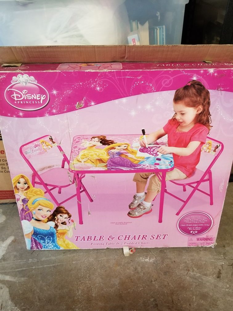 Disney Princess Table/Chairs