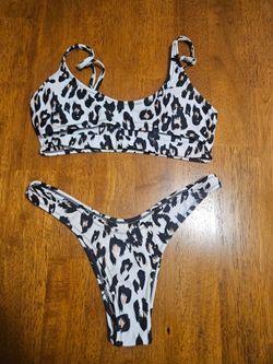 Leopard print bikini