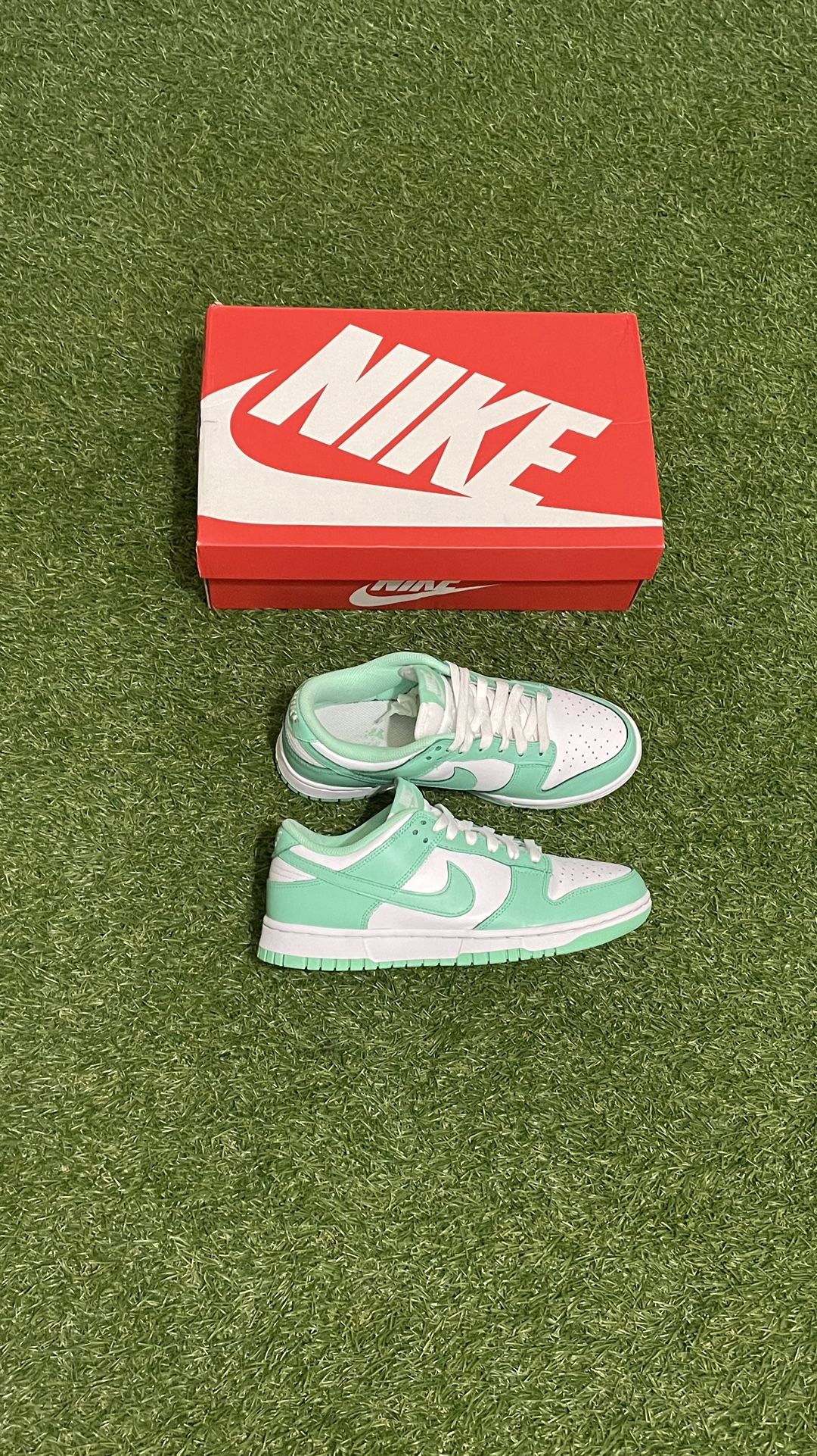 Nike Dunk Low Green Glow Women's Size 8 $150.00