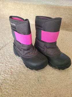 Columbia girls rope toe kruser snow boots size 13, like new