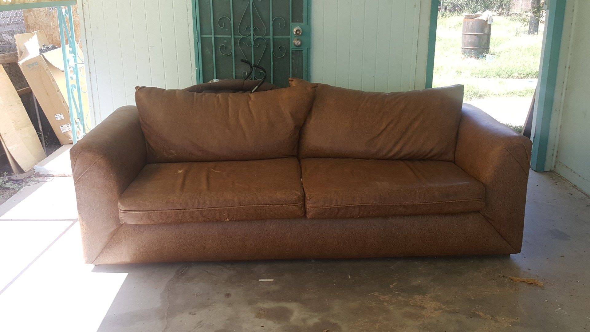 Leather Sofa for Sale in El Paso, TX OfferUp