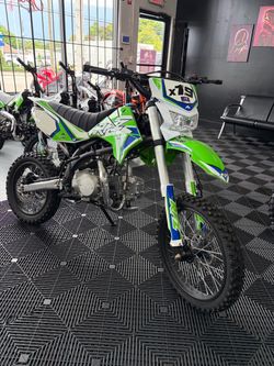 Dirt-bike