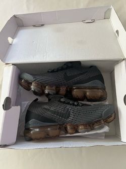 Nike Air VaporMax Flyknit Sneakers6.5/ 37.5 eur