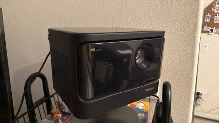 Dangbei mars pro projector